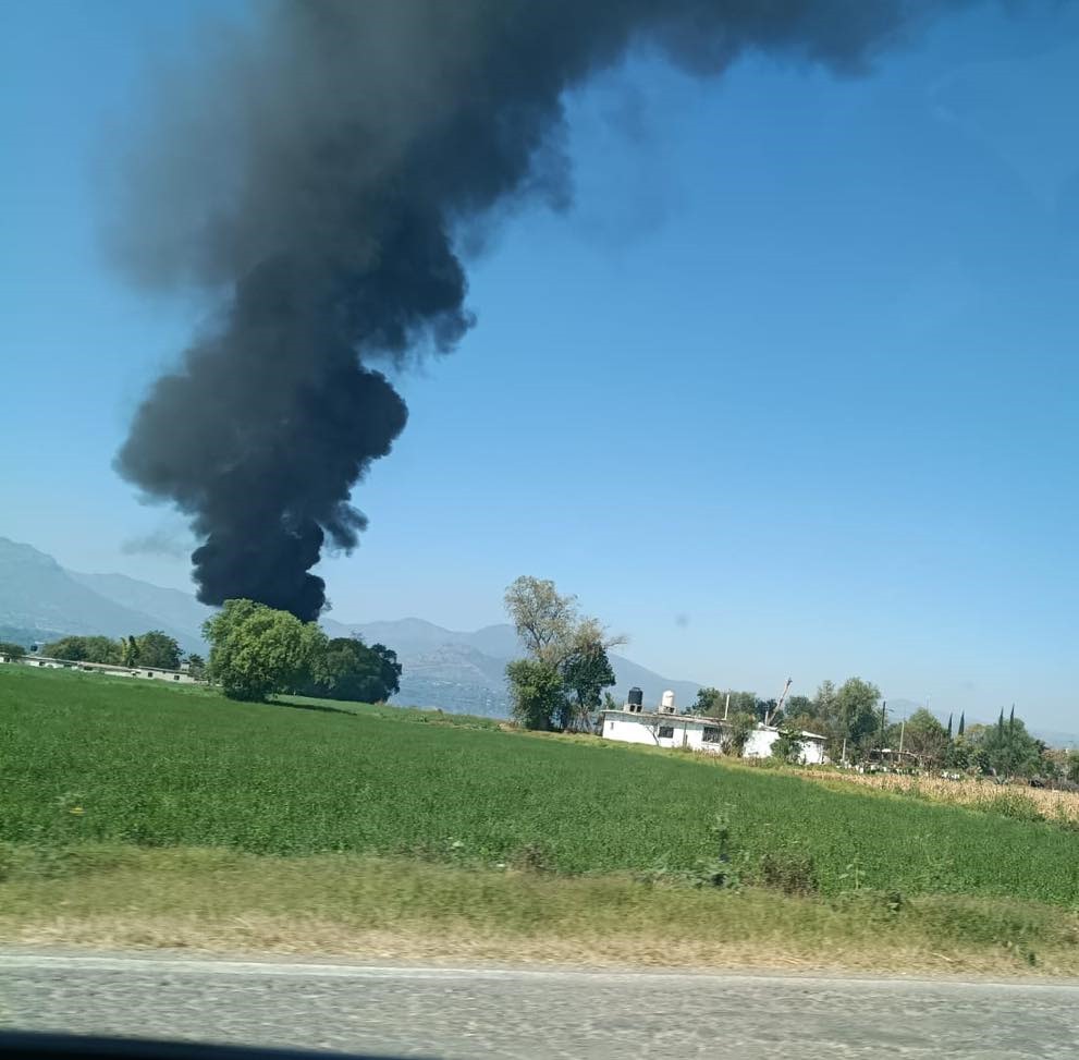 Reportan explosión de una bodega en Tepetitlán. (Cortesía)