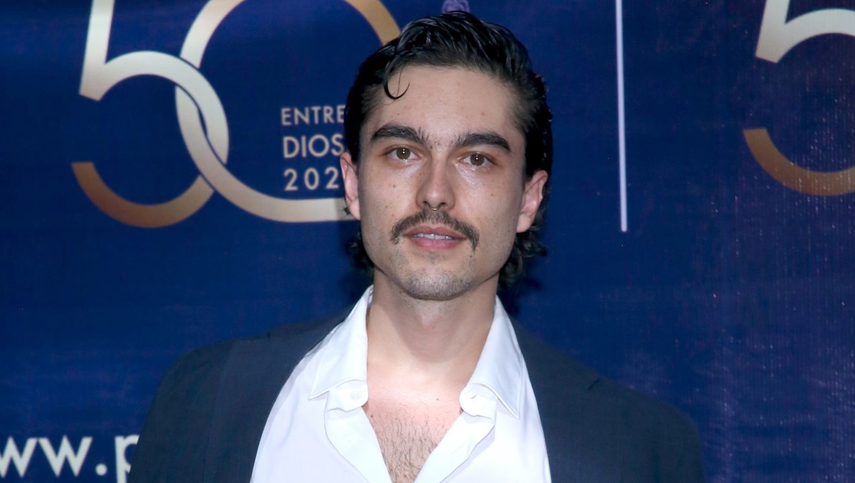 Sergio Mayer Mori y la razón de estar descalzo en el reality | Especial