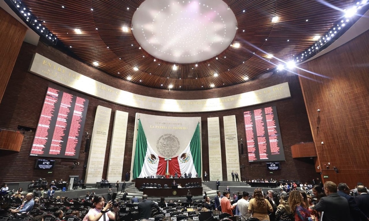 La Cámara Baja reanudó la discusión del Presupuesto de Egresos para el próximo año, tras aprobarlo en lo general. (Fernando Damián)