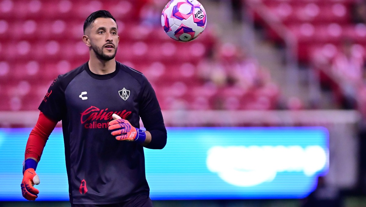 Camilo Vargas comienza a pensar en quedarse con Atlas (Mexsport)