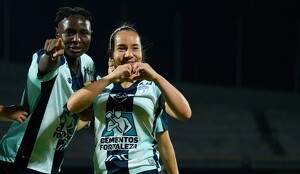 Charlyn Corral hizo doblete en la victoria de Pachuca ante Cruz Azul en los cuartos de final de la Liga MX Femenil