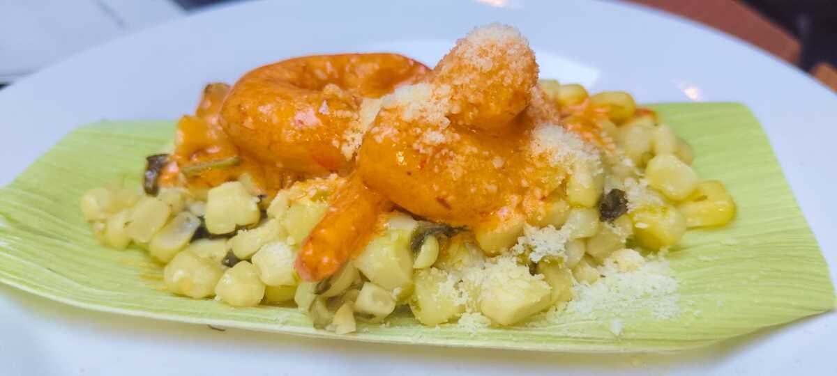 Esquites con camarones / Adriana Jiménez