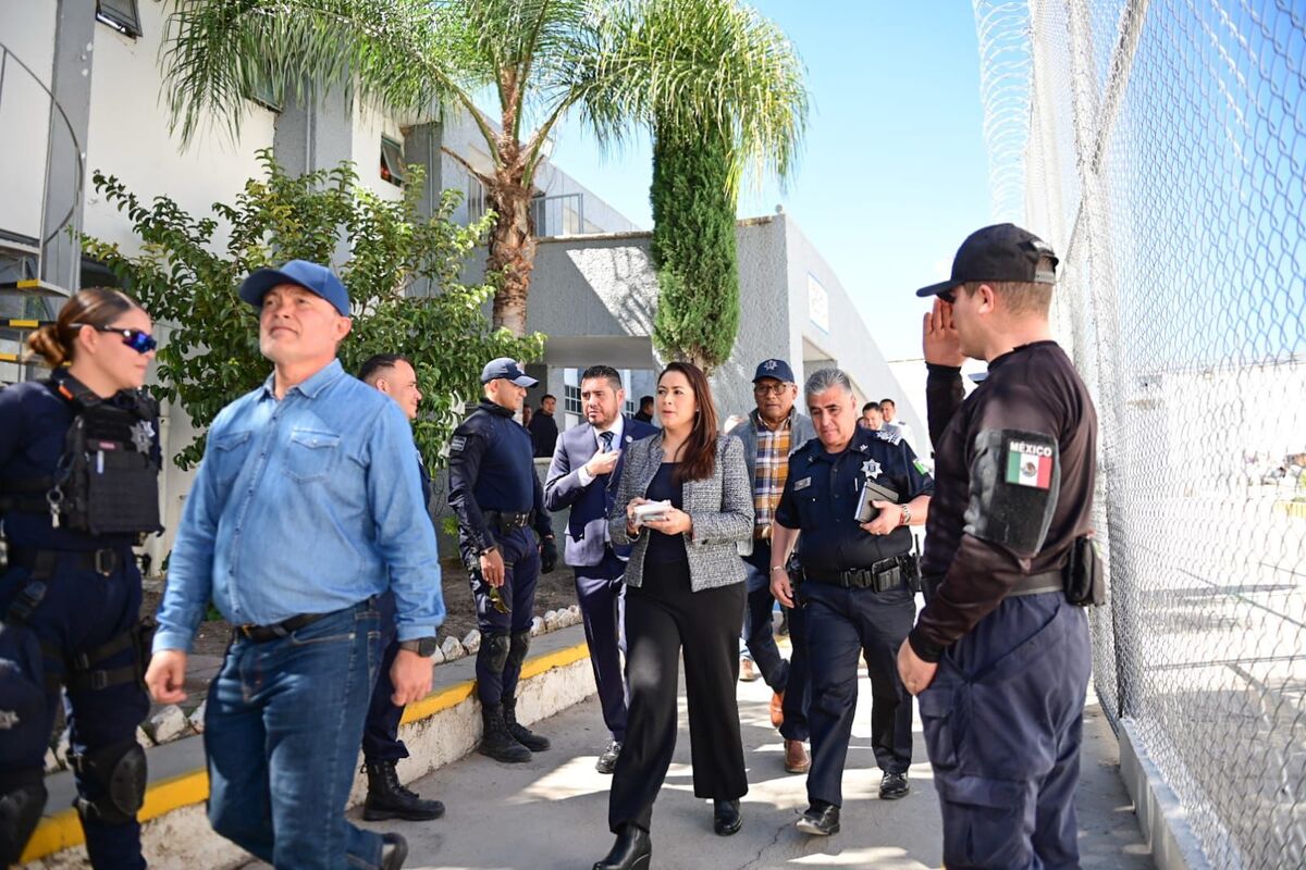 Garantizó que habrá condiciones dignas y se respetarán sus derechos humanos. | Especial