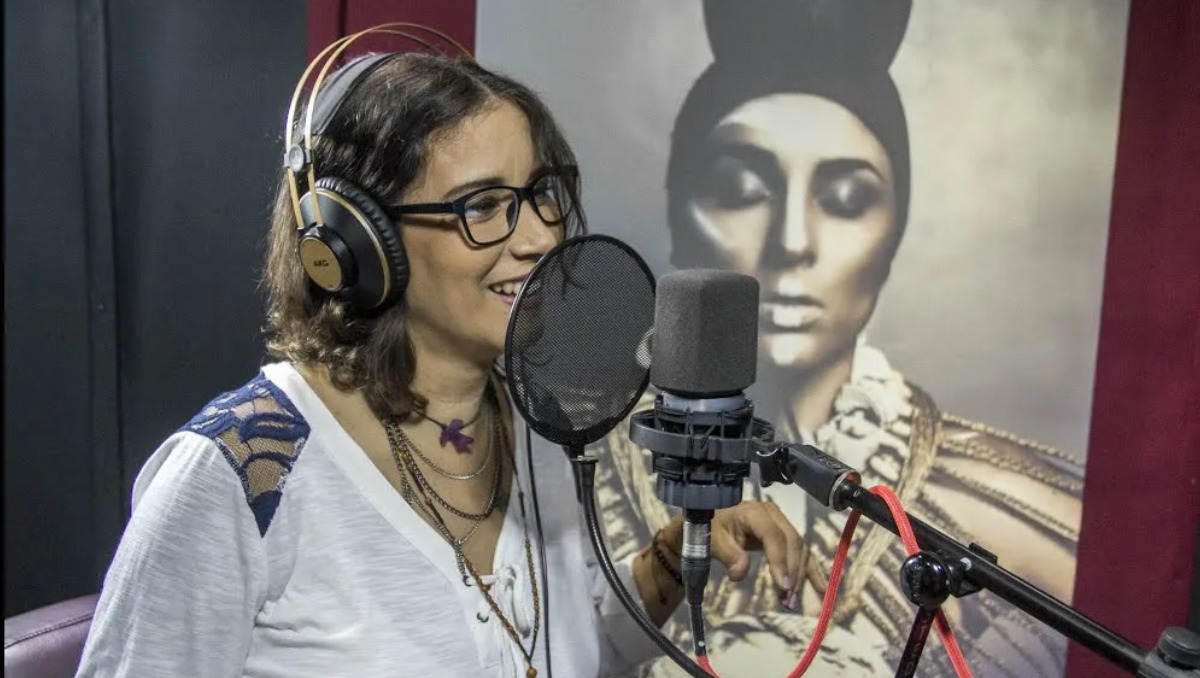 Maythe Guedes, reconocida actriz de doblaje | Especial