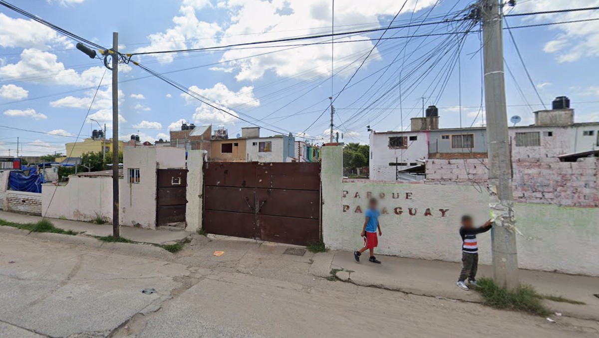 Una niña de 12 años fue asesinada y su madre quedó gravemente herida durante un ataque armado en la colonia Parques La Noria.