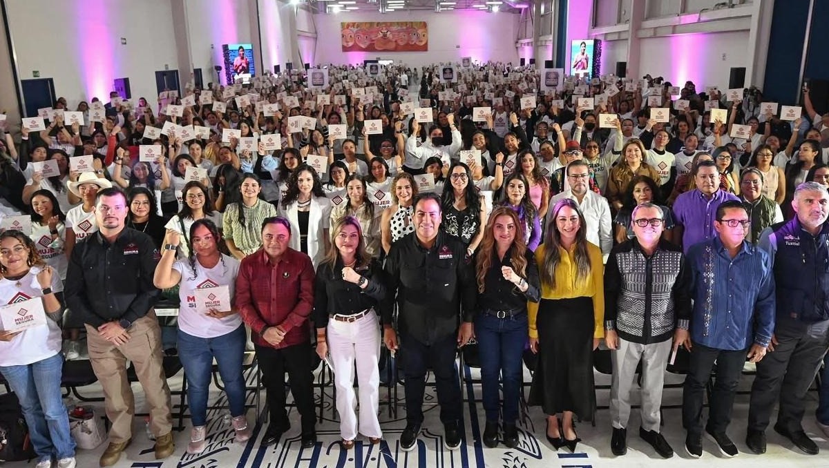 Ramírez Aguilar señaló que las mujeres no deben ser víctimas de ningún tipo de violencia.