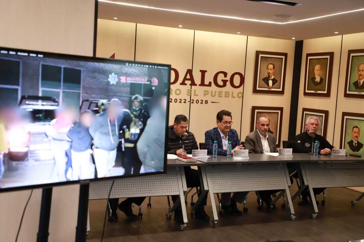 Autoridades incautaron más de mil dosis de metanfetamina y más de 300 de cocaína. | Jorge Sánchez