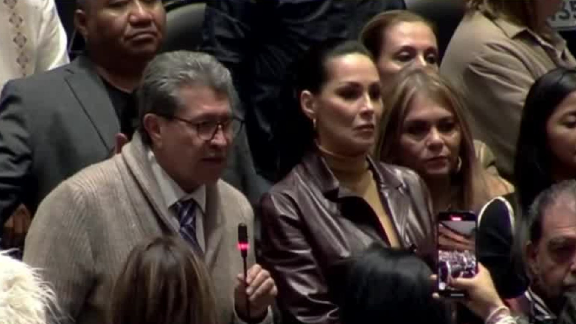 En la Cámara de Diputados, recorte presupuestal al Poder Judicial; la oposición protesta