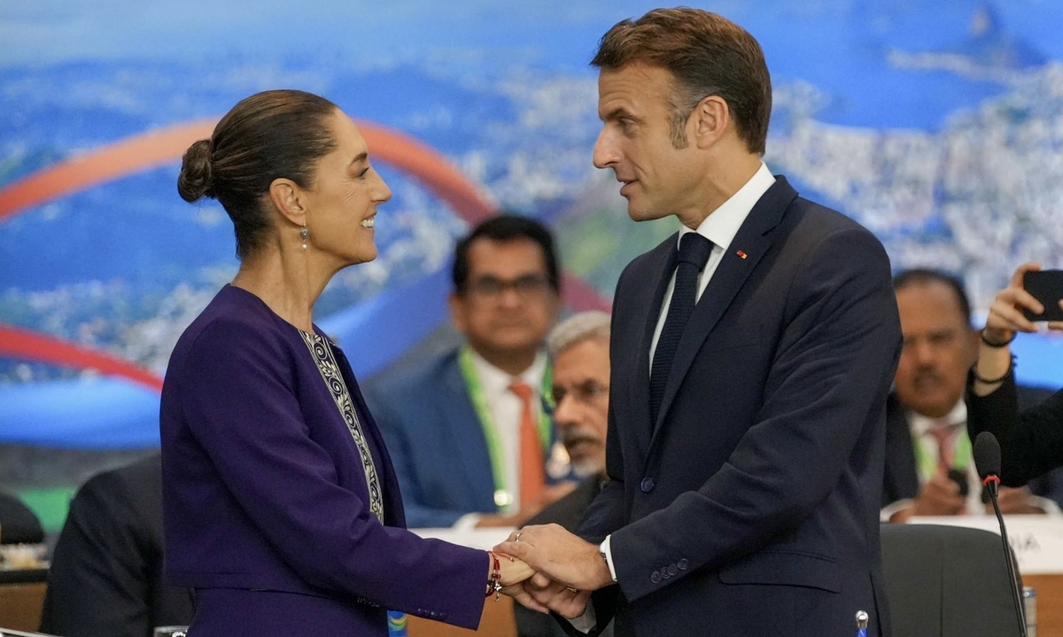 Claudia Sheinbaum y Emmanuel Macron, presidentes de México y Francia, respectivamente, en el G20 Río Summit. (Presidencia)