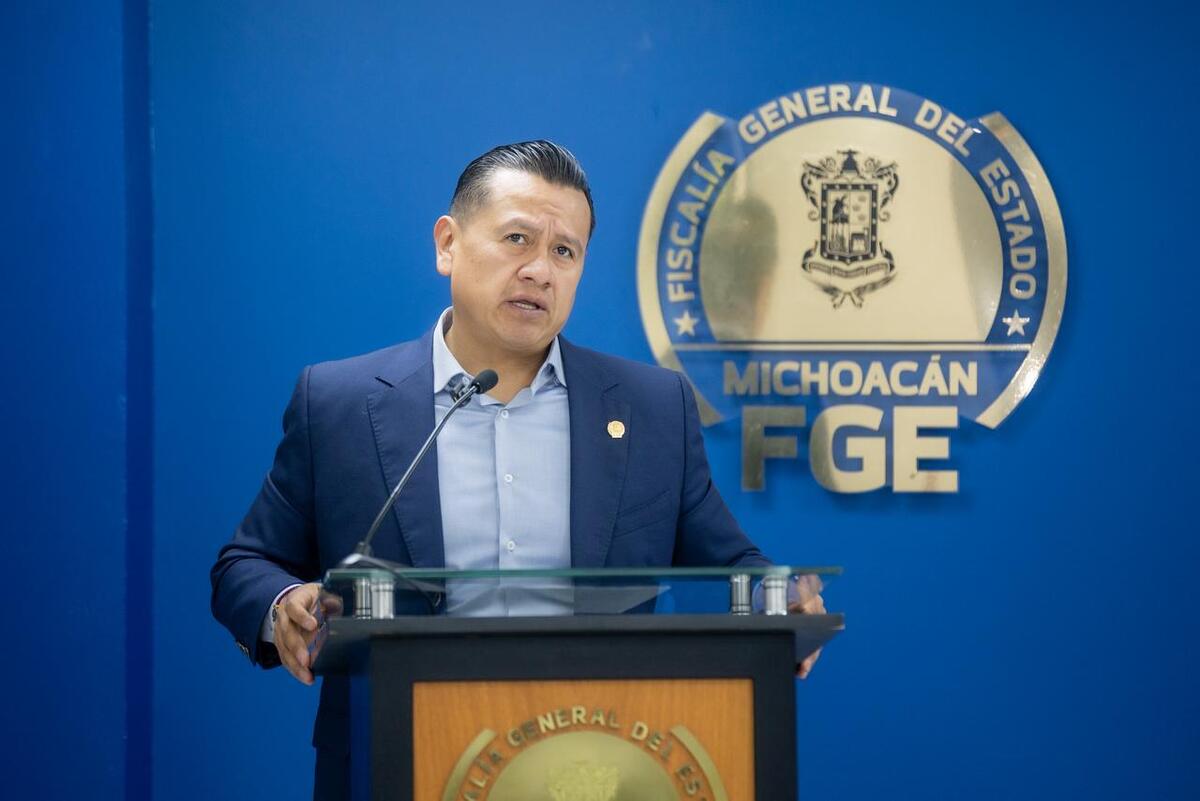 El fiscal general de Michoacán, Carlos Torres Piña, dio a conocer la noticia.