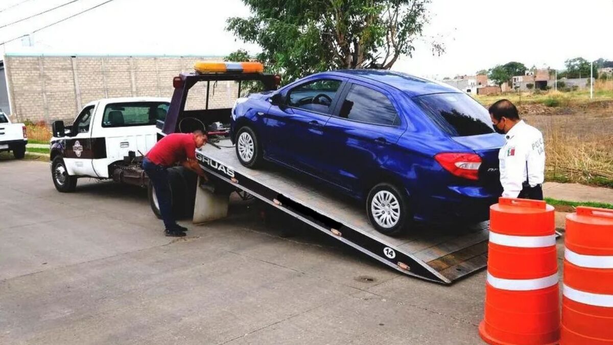 Grúas pirata en Jalisco y 10 elementos implicados (Cortesía)