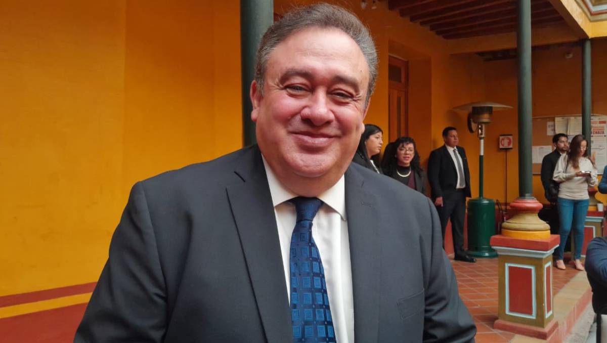 Juan José Hernández Vences contralor del Poder Legislativo, explicó que ya hay avances en estas ocho denuncias. Foto: Claudia Hidalgo