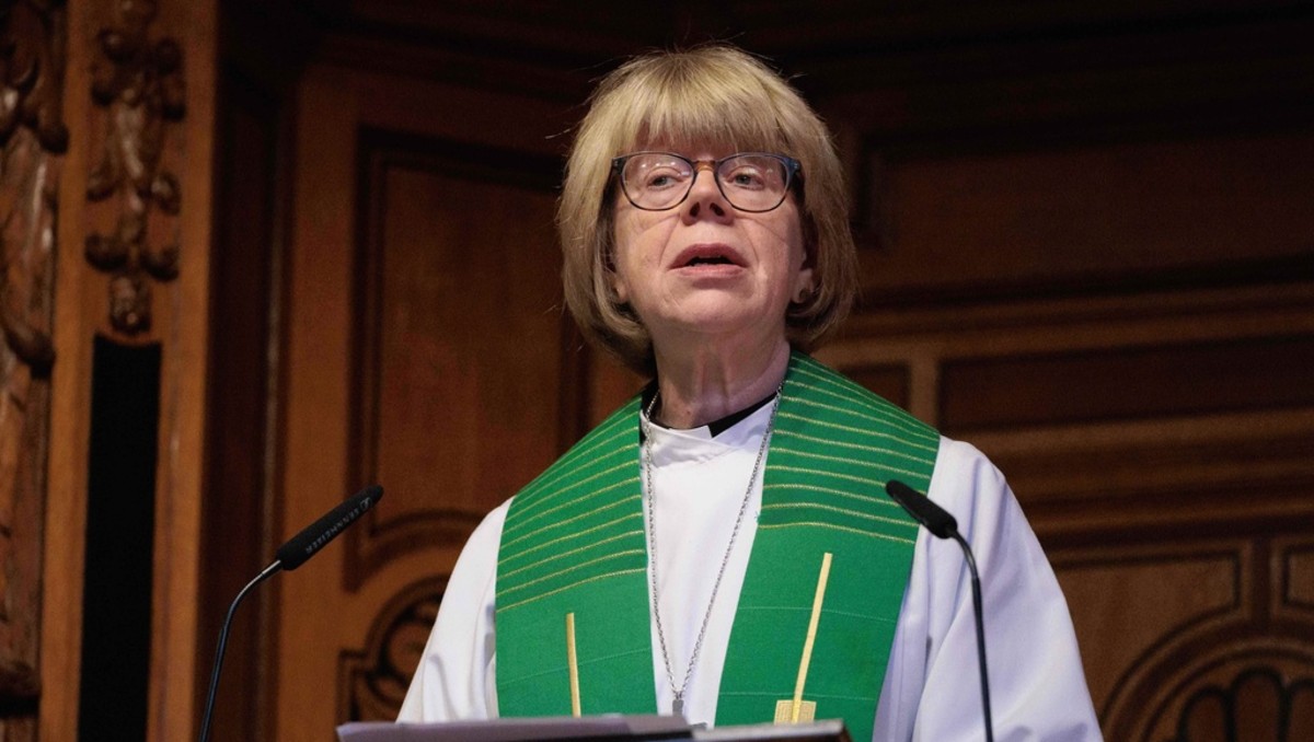 Mullaly fue designada por el propio monarca Carlos III y el primer ministro Keir Starmer. | AP