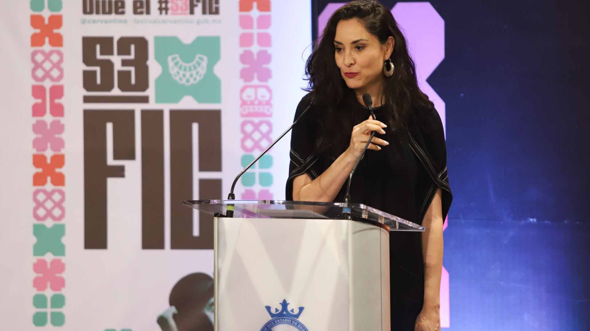 Claudia Curiel presenta avances del programa Cultura Comunitaria