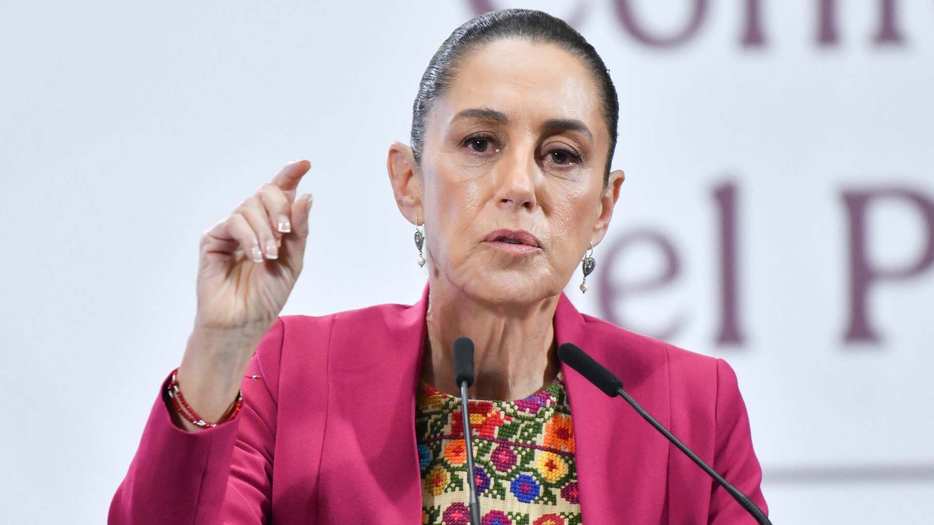 ¿Se cobra de más al usuario? Ordena Sheinbaum a Profeco revisar cobros extra en apps