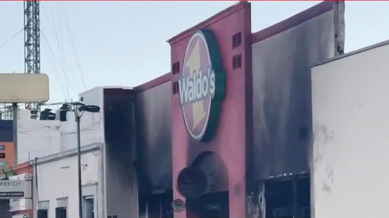 En Hermosillo, despiden a Marcos Segundo, víctima del incendio de la tienda Waldo's