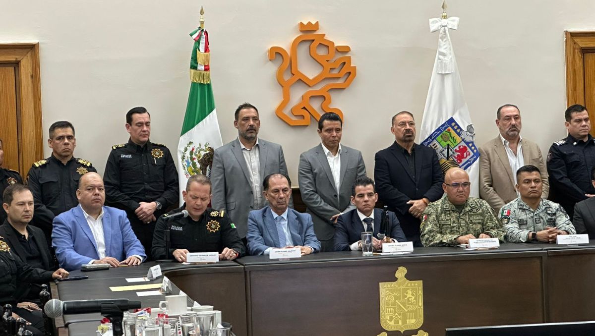 El secretario mencionó que están en un proceso de fortalecimiento a las capacidades institucionales de la policía local. Sandra González