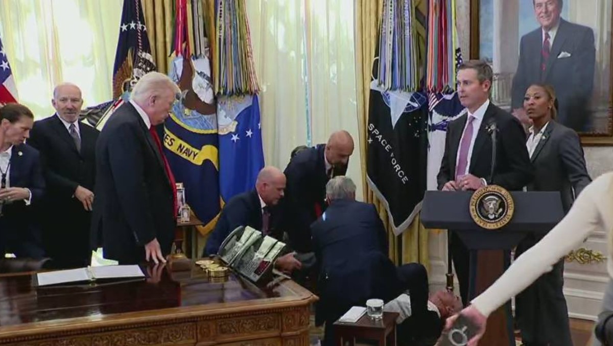 Trump presentaba un acuerdo para reducir los costos de medicamentos cuando ocurrió el incidente. | Especial