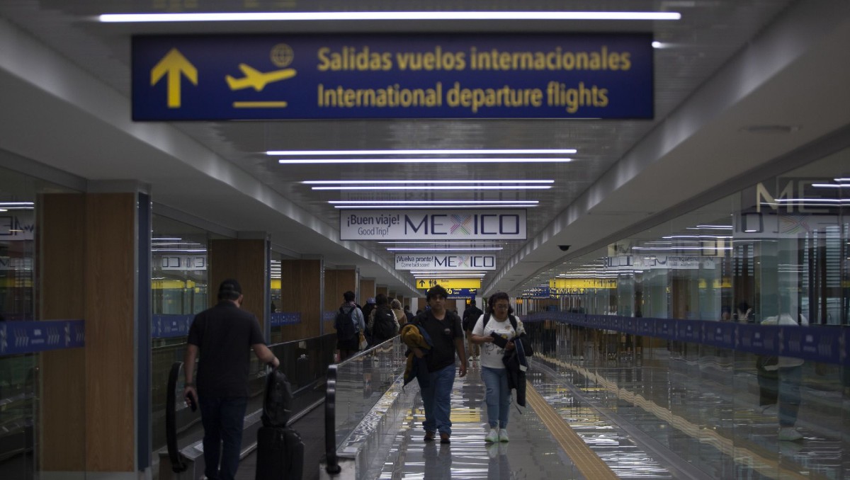 EU suspendió 13 rutas aéreas entre el AICM y el AIFA. | Cuartoscuro