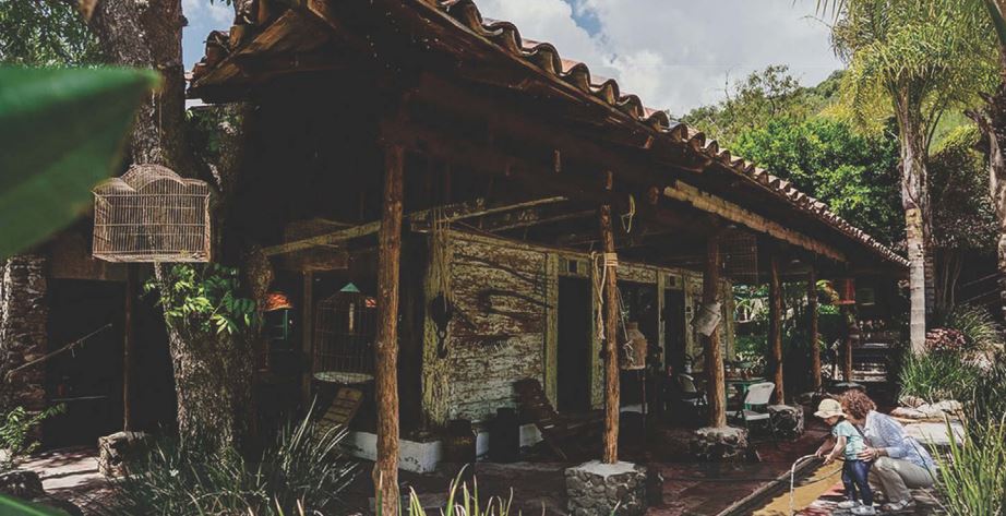 La infraestructura utiliza energía solar y se enfoca en la sustentabilidad ambiental; es muy fácil reservar hospedaje. (Cortesía)