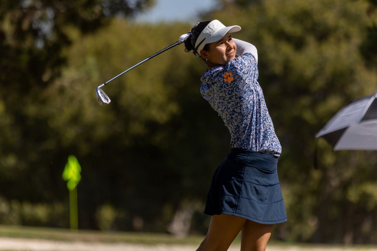 Regina Jiménez y Luis Arista lideran el Abraham Ancer Junior Open. (Especial)