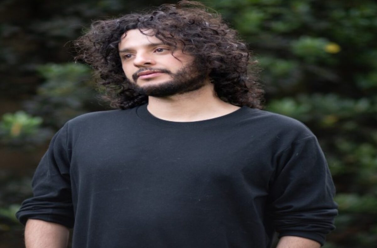 Carlos Ferráez, el escritor habla de las ausencias en seno familiar | Especial