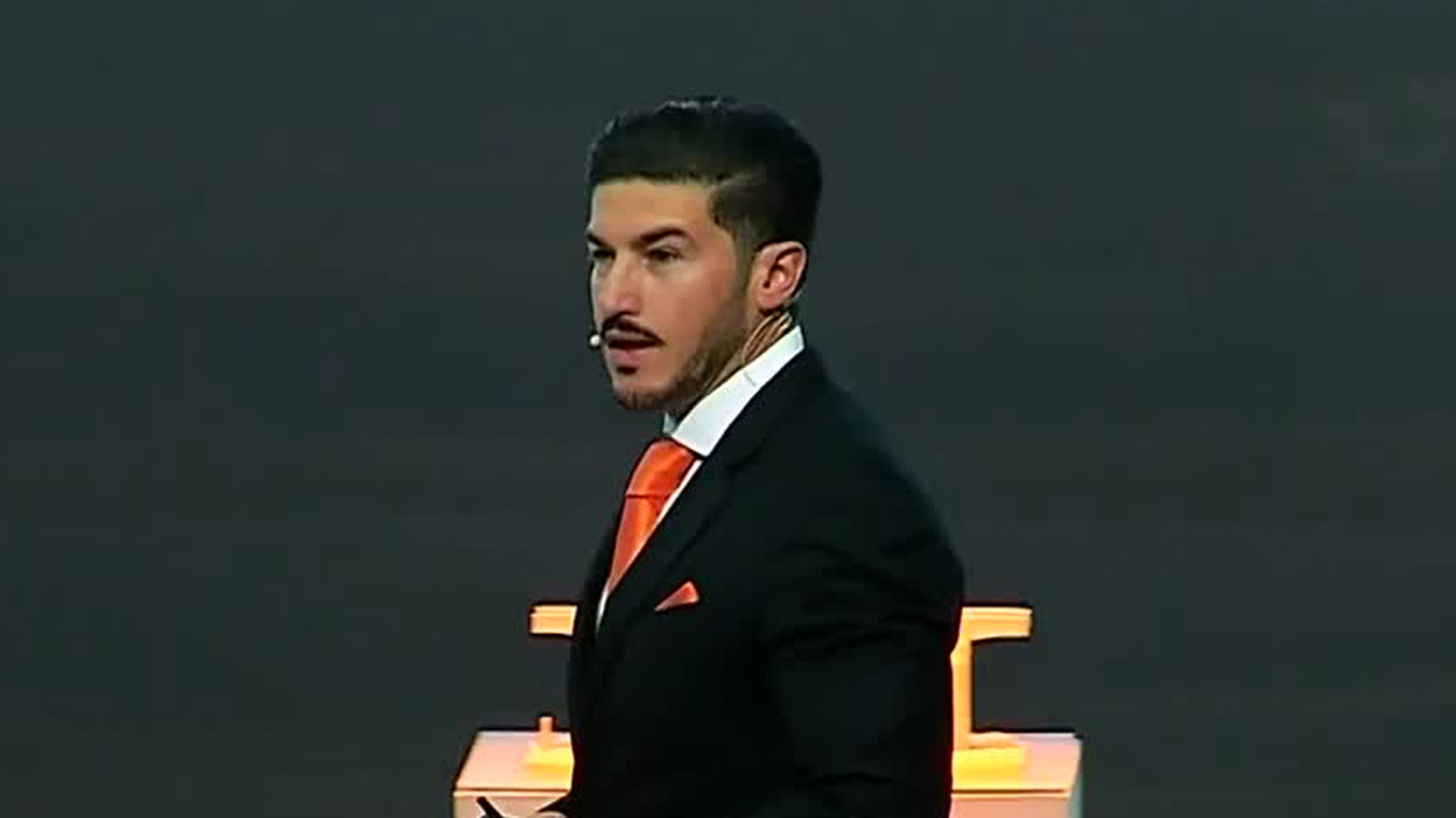 Samuel García promete un nuevo metro para el Mundial 2026, el monorriel más largo del continente