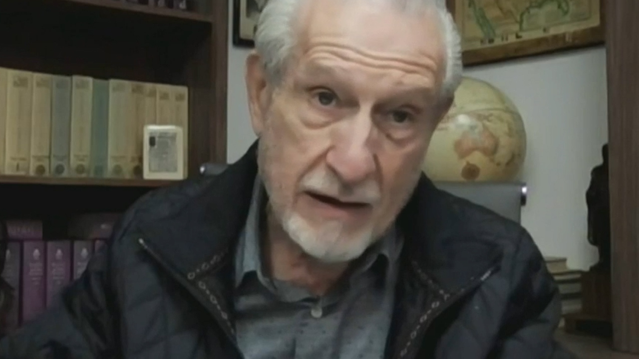 Abogado de Mario Aburto declara sobre su detención por caso Colosio