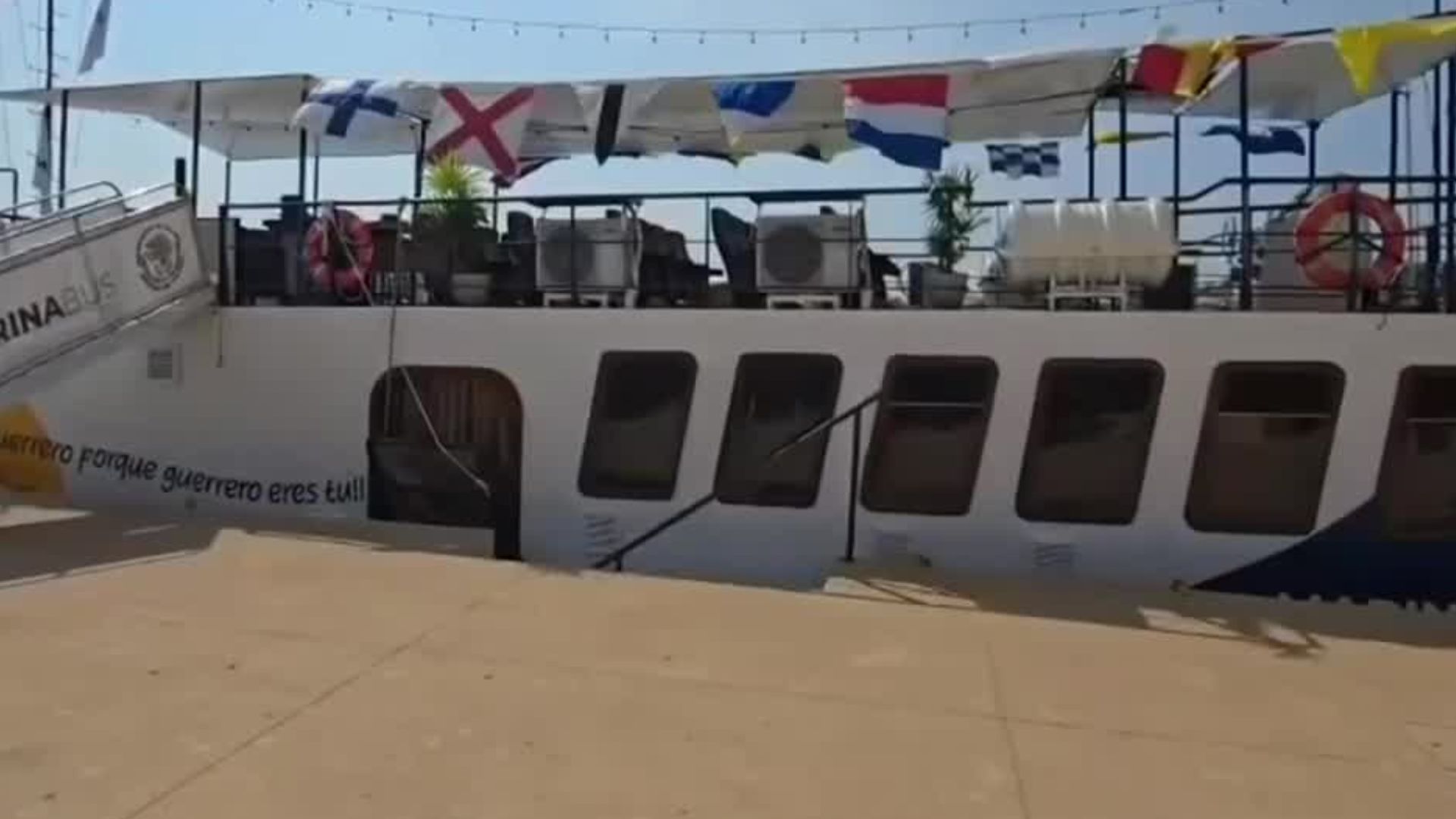 En Acapulco, el Marinabús lleva diez días paralizado en Puerto Marqués