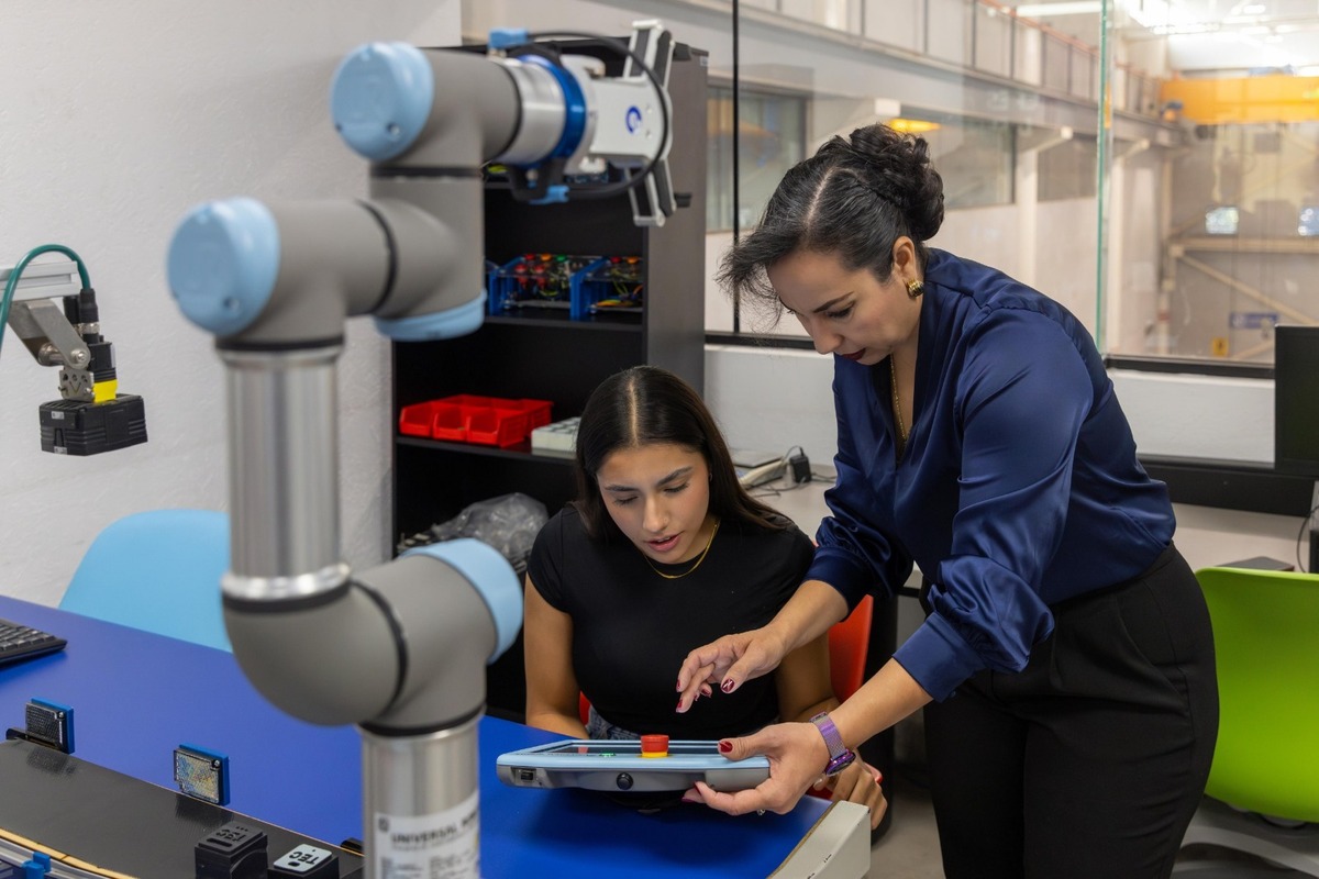 Doctora Ana Mónica Turcios Esquivel, directora de la Escuela de Ingeniería y Ciencias del Tec de Monterrey, campus Laguna.| Cortesía