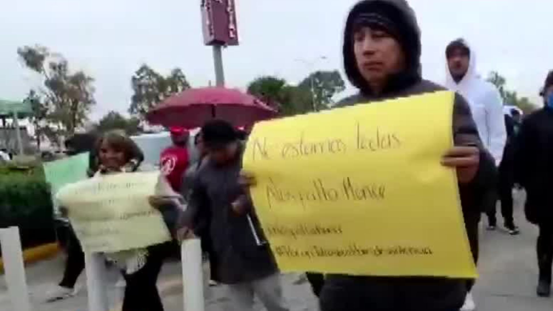 En Hidalgo, personas marchan exigiendo la localización de Monserrath "N"