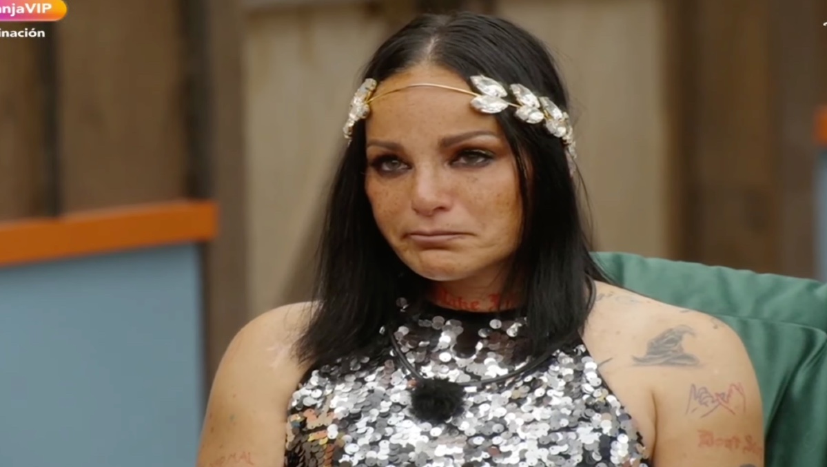 Lola Cortés habla por primera vez tras abandonar La Granja VIP | ESPECIAL