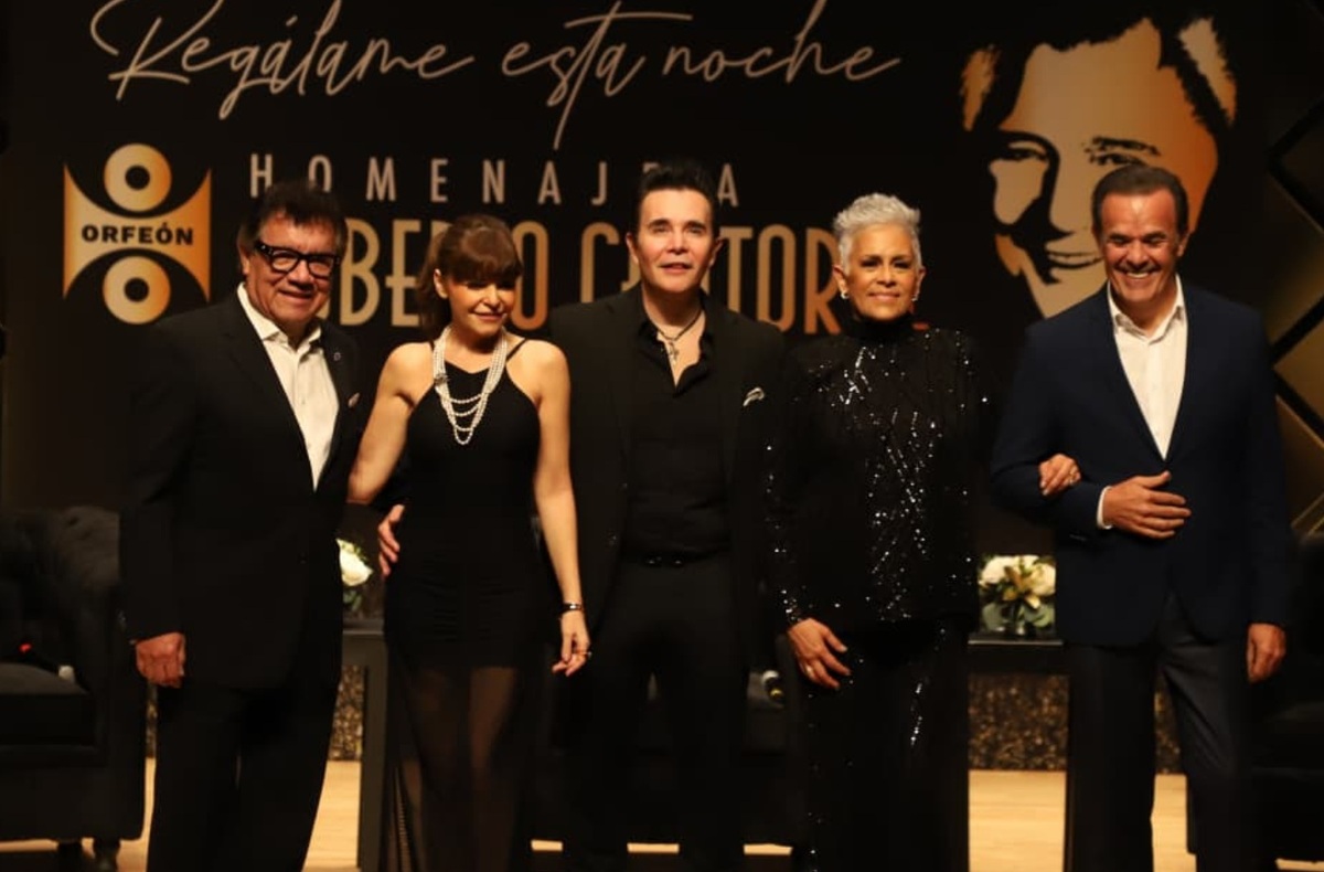 Presentan álbum homenaje a Roberto Cantoral | Javier Ríos