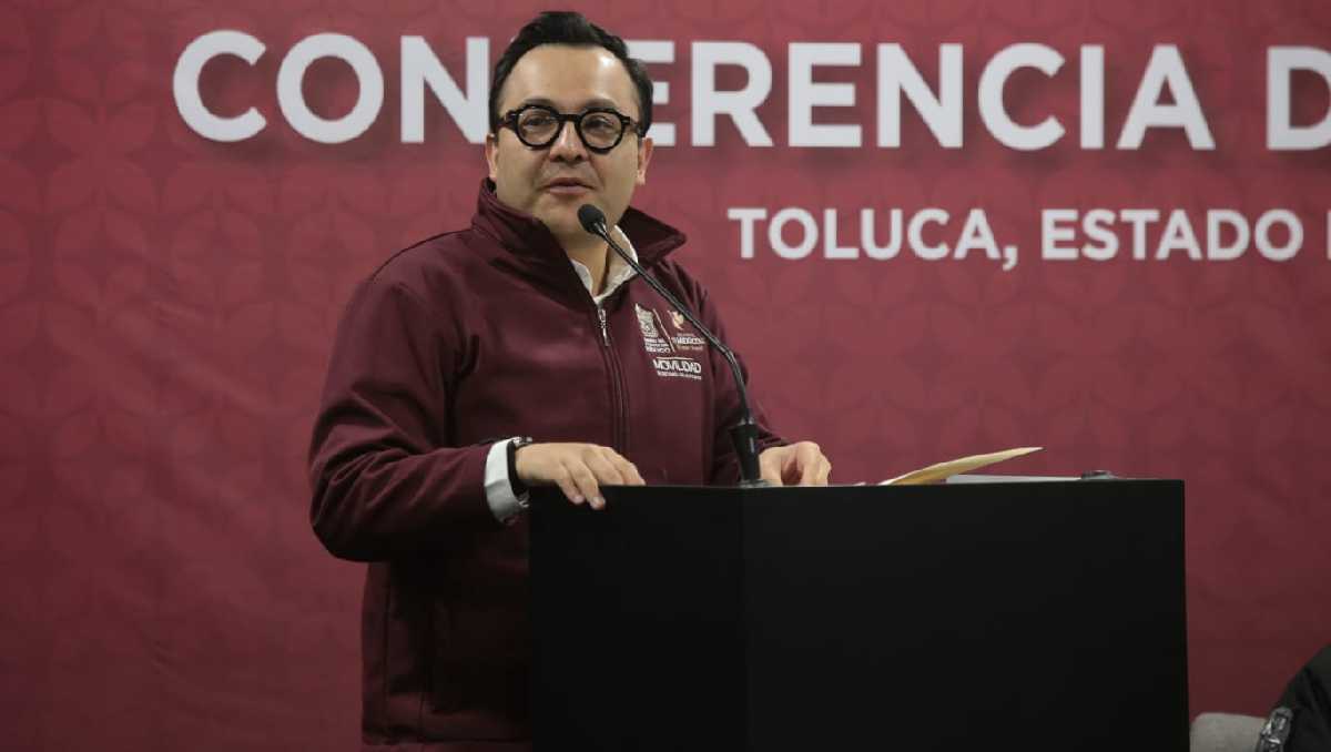 Daniel Sibaja pide realizar la denuncia a través del Chatbox de Semov. Foto: (Tania Contreras)