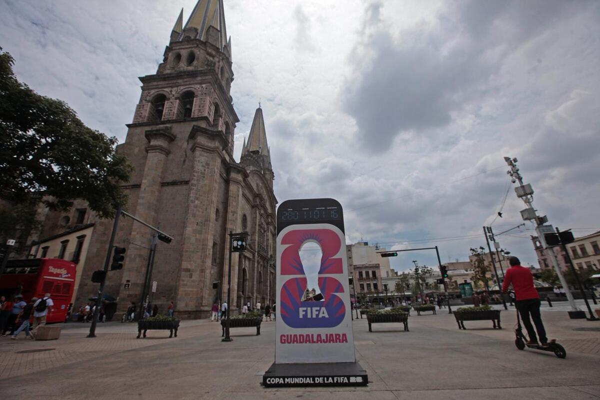 Todo listo para el partido de Leyendas en Guadalajara. (Fernando Carranza)