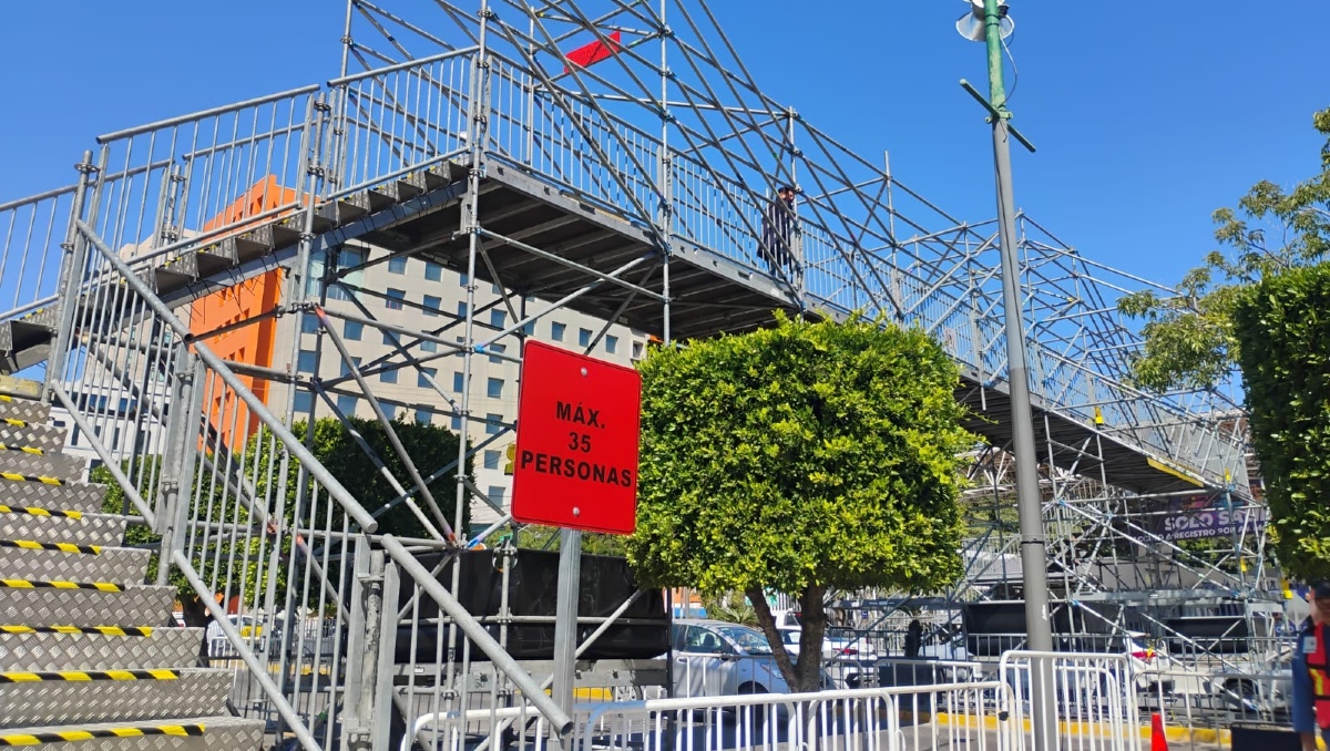 El puente no da mucha seguridad a los usuarios que se atreven a cruzarlo (Foto: Dalia Rojas)