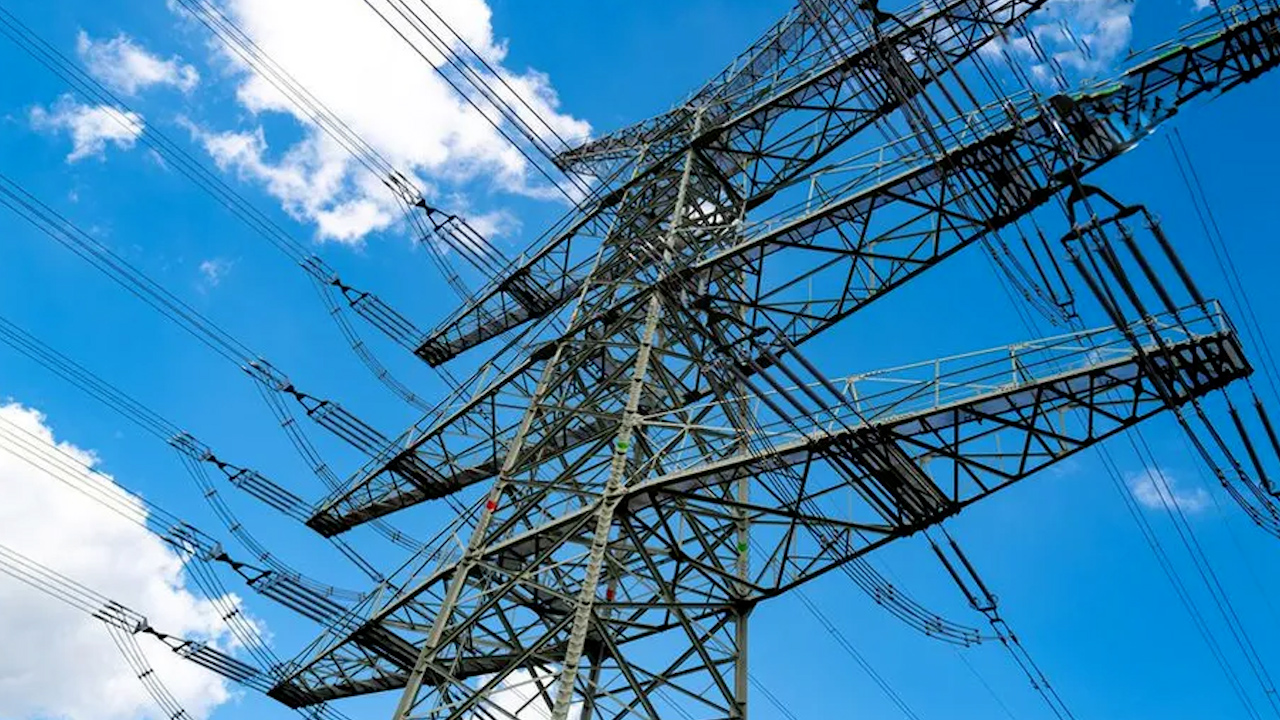 Sener ajusta convocatoria para priorizar permisos de generación eléctrica