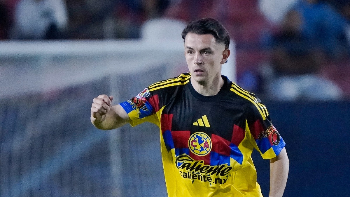 La convocatoria de Fidalgo será decisión exclusiva de Javier Aguirre, asegura Mikel Arriola (Imago7)