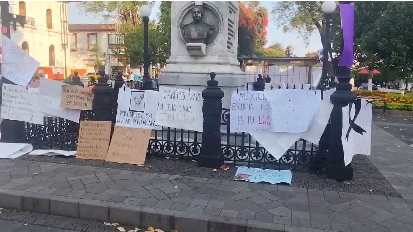 Fueron al menos 60 escuelas que acordaron no realizar el desfile. (Foto: especial)