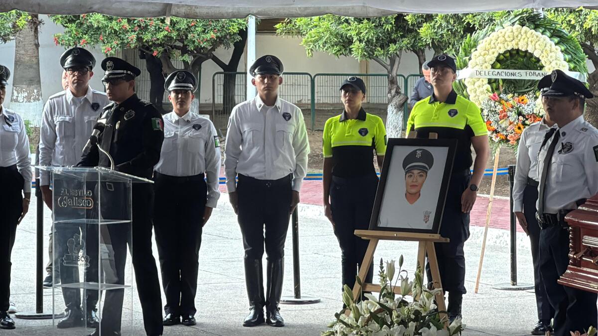Homenaje a policías viales asesinadas en El Salto. (Usi Toledo)