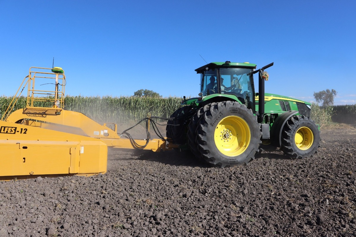 Impulsan la tecnificación del campo con innovación digital y maquinaria de precisión. (Cortesía)