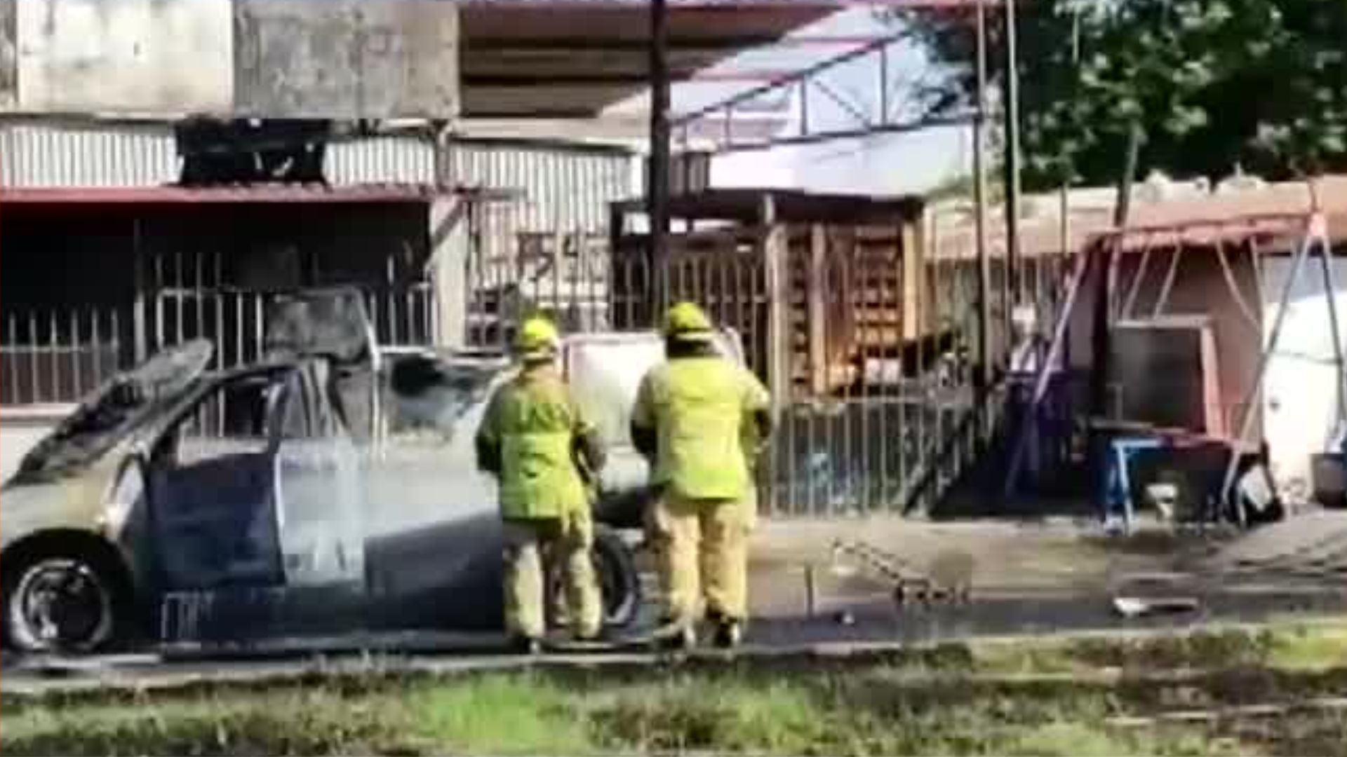 En Mexicali, intento de asalto de un camión repartidor de gas provoca incendio