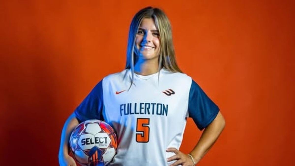 Murió Lauren Turner, joven promesa del futbol femenil en Estados Unidos (Instagram @fullertonwsoc)