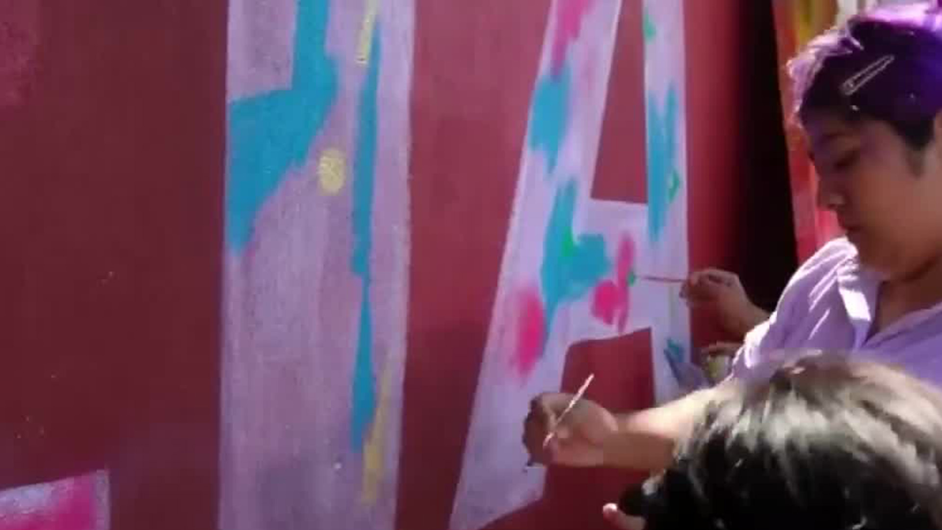 "Todos somos Noelia" Mural de la UABJO transforma la indignación de Juchitán en protesta artística