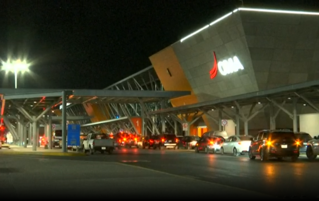 Vuelo Tijuana-Veracruz aterriza de emergencia en Monterrey por presunta amenaza de bomba