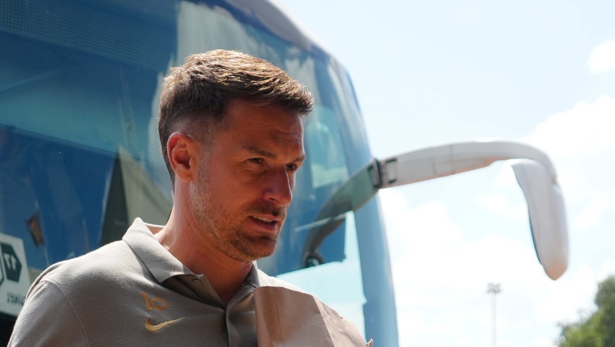 Aaron Ramsey genera polémica con foto en el entrenamiento de la selección de Gales (Imago7)