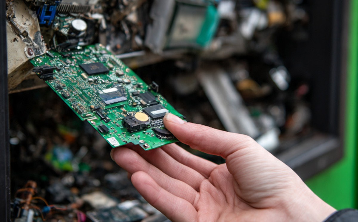 Centros de reciclaje en Tampico reciben entre otras cosas, basura electrónica. | Meta IA