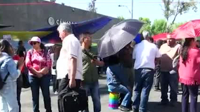 CNTE instala plantón y exige abrogación de la Ley del ISSSTE de 2007