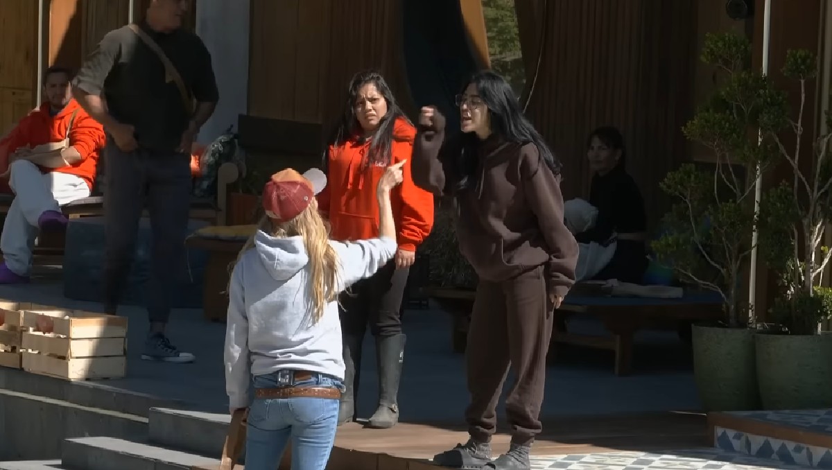 Manola Díez y Kim Shantal se pelean en la Granja VIP. | FOTO: La Granja VIP