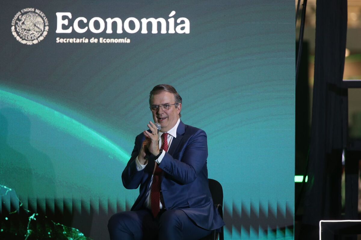 Marcelo Ebrard durante su participación en el encuentro IA+México, organizado por Cipre Holding y Nvidia. | Foto:  Ariana Pérez
